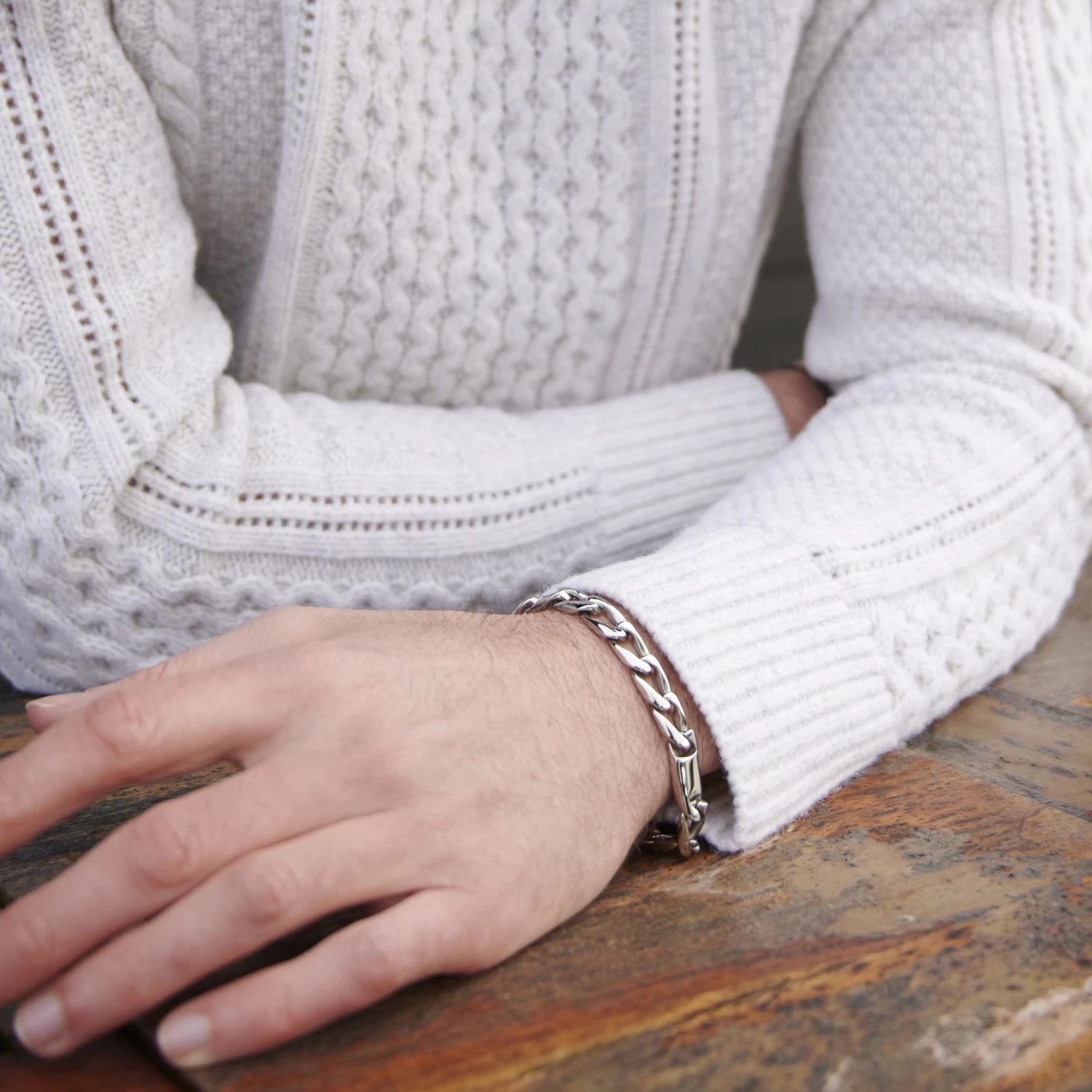 Gravel | Silver-Tone Curb Chain Bracelet - Image 4