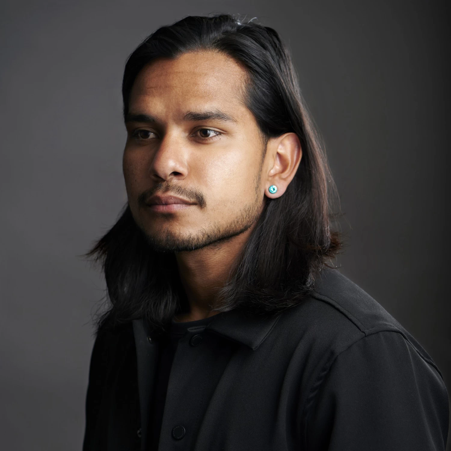 8 Mm Blue Crystal & Stainless Steel Magnetic Earring - Image 5