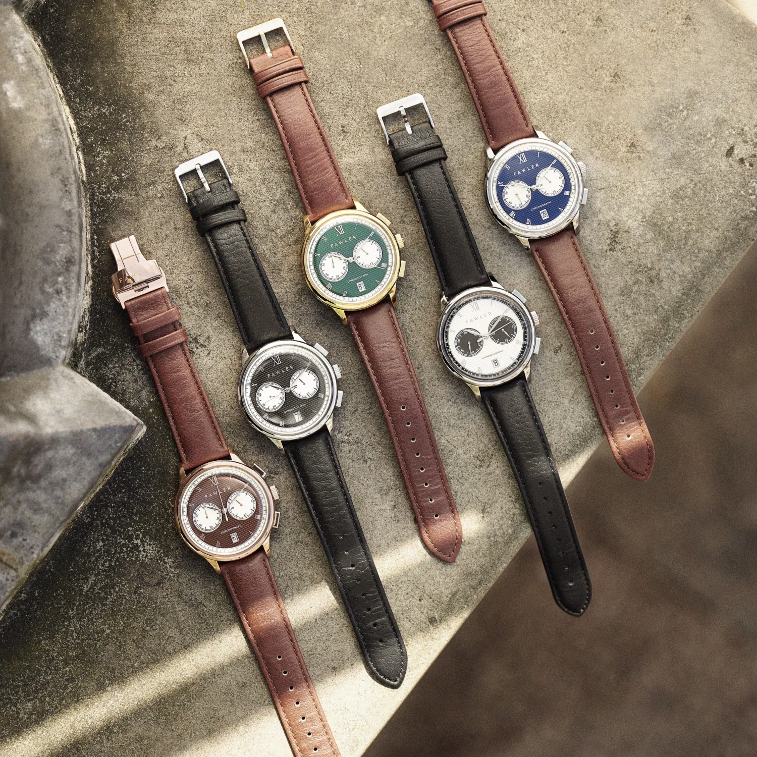 Cicero | Silver-Tone With Black Dial Vintage Chronograph Black Leather Watch - Image 4