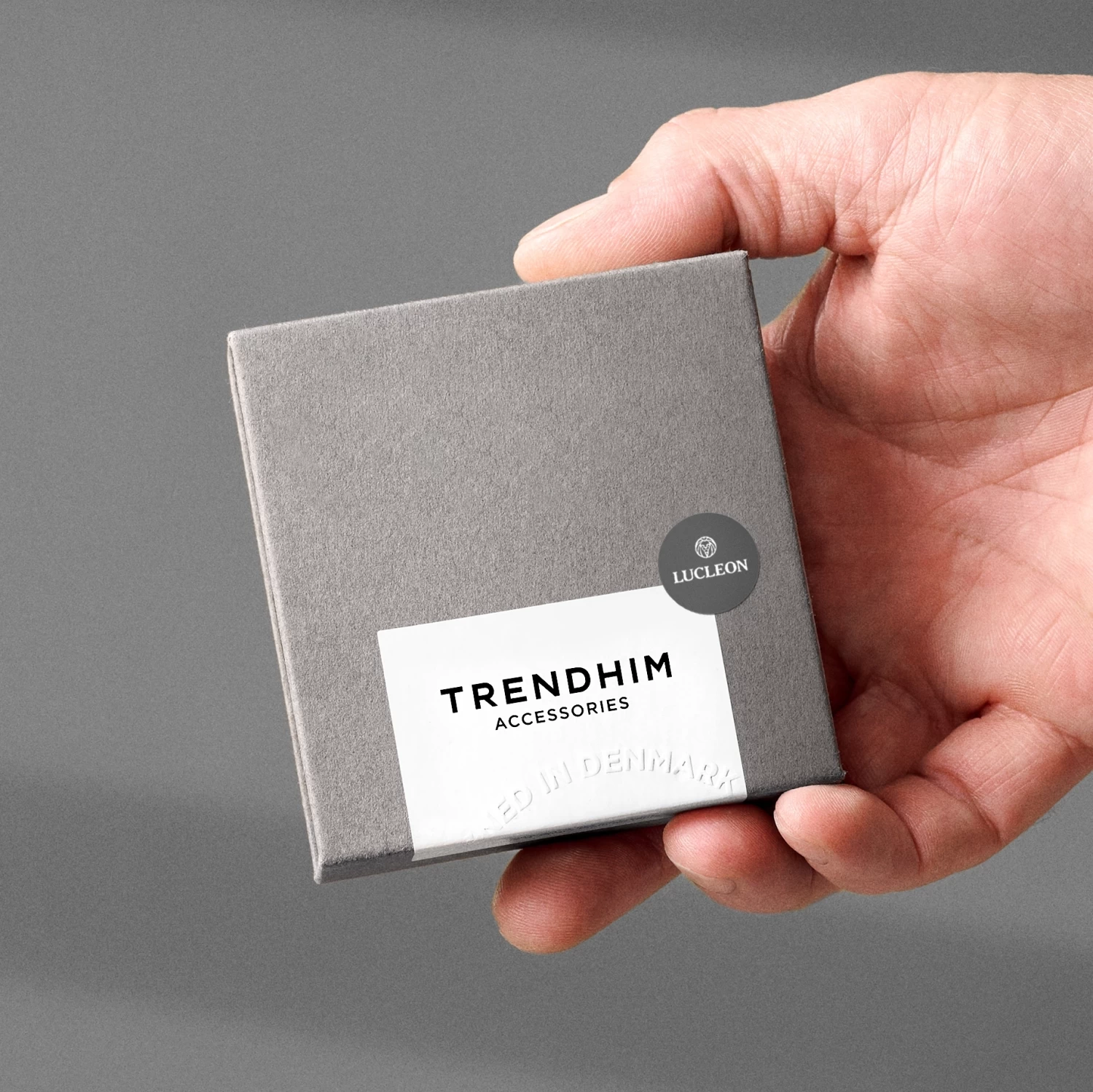 Essentials | 1 Mm Gunmetal Black Rectangular Box Chain Necklace - Image 4