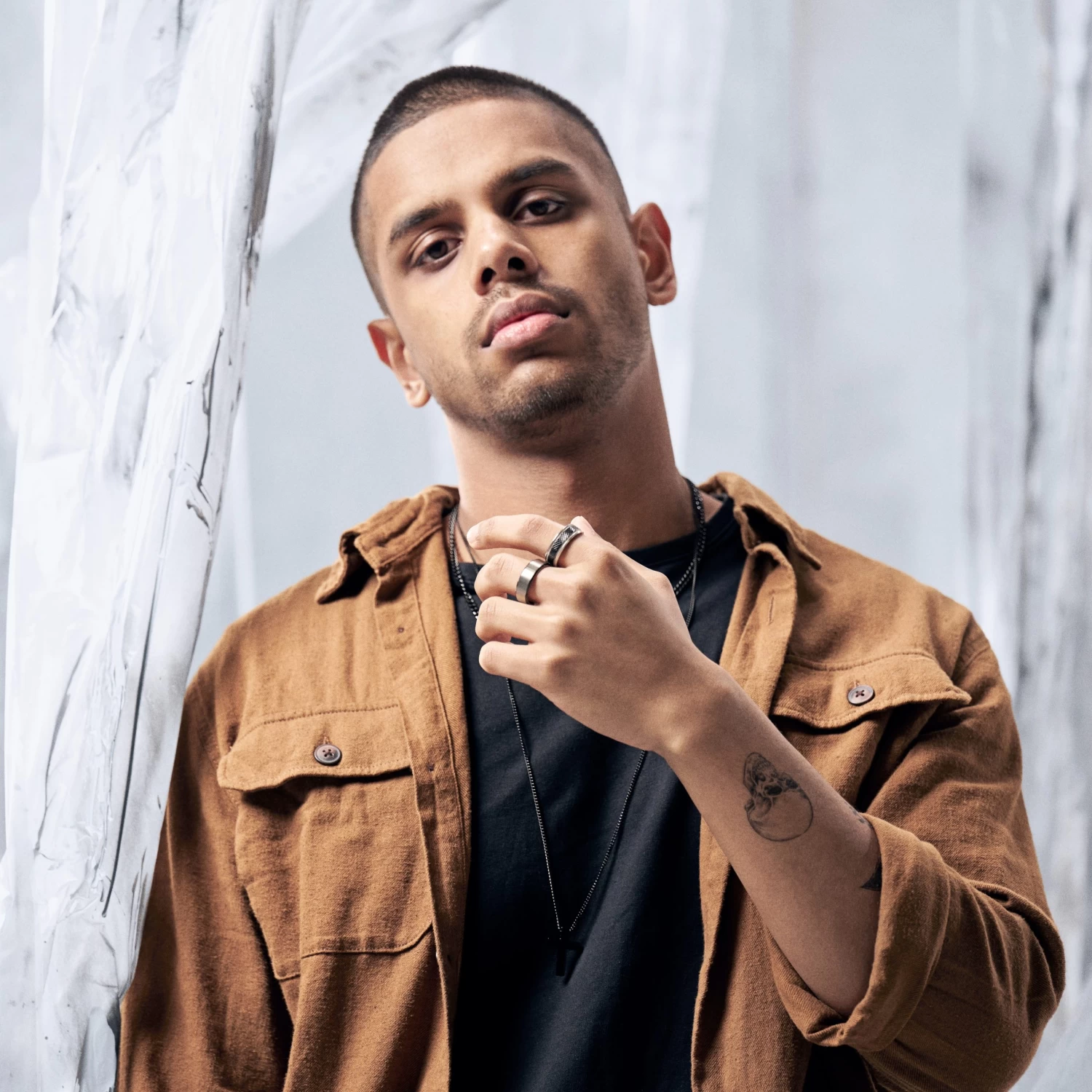 Aesop | 8 Mm Silver-Tone Titanium With Black Edges Ring - Image 4