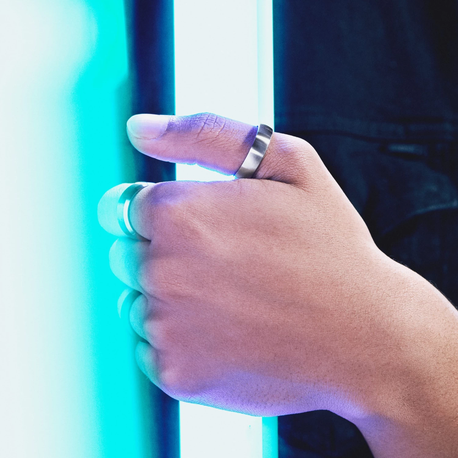 Ferrum | 6 Mm Brushed Silver-Tone Stainless Steel D-Shape Ring - Image 2